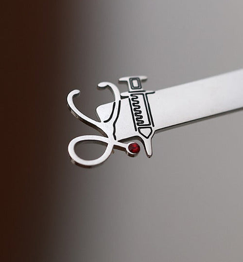 Ecuson Personalizat “Heartbeat” – Diamant Roșu